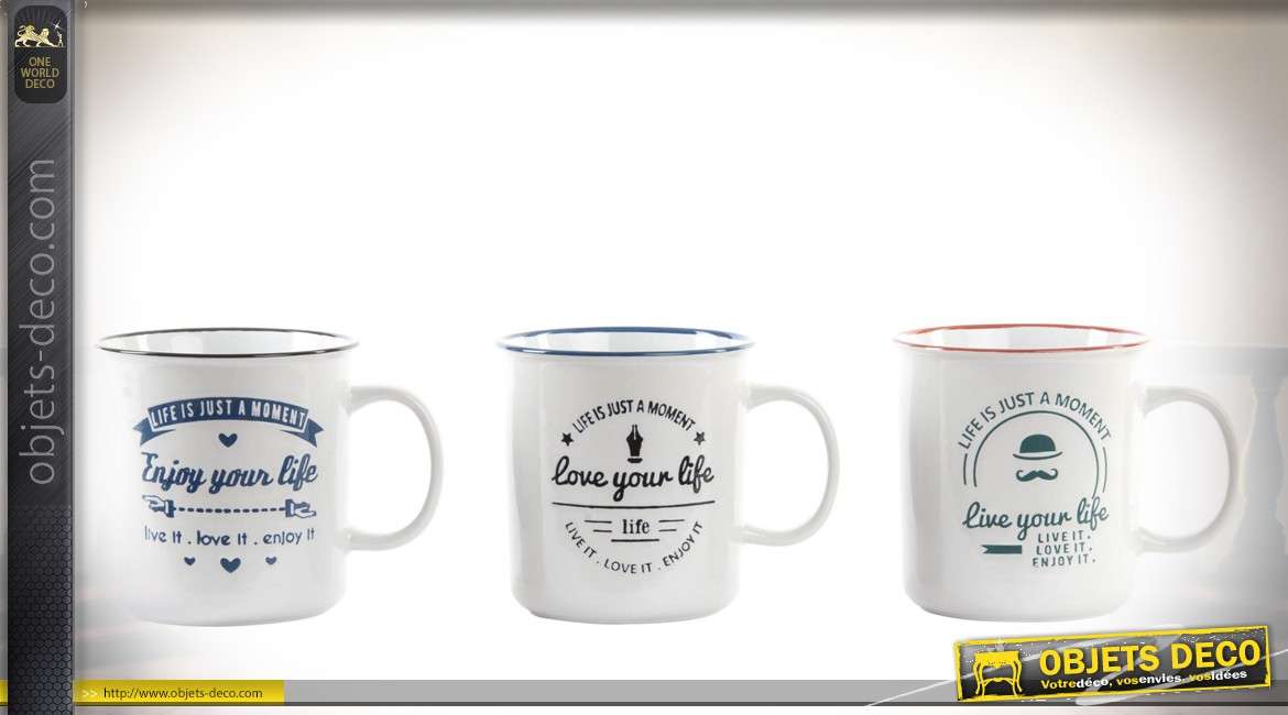 Série de 3 grands mugs en faïence blanche de style rétro et british