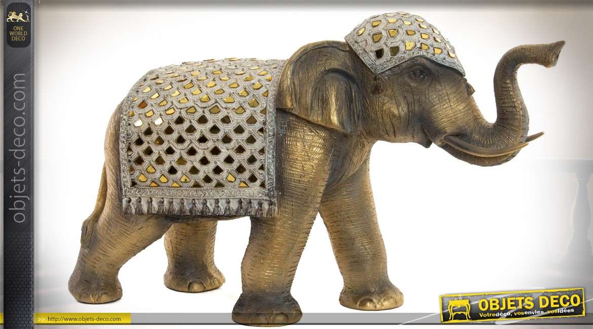 Statuette décorative d'éléphant indien harnarché patine dorée et miroirs 46 cm