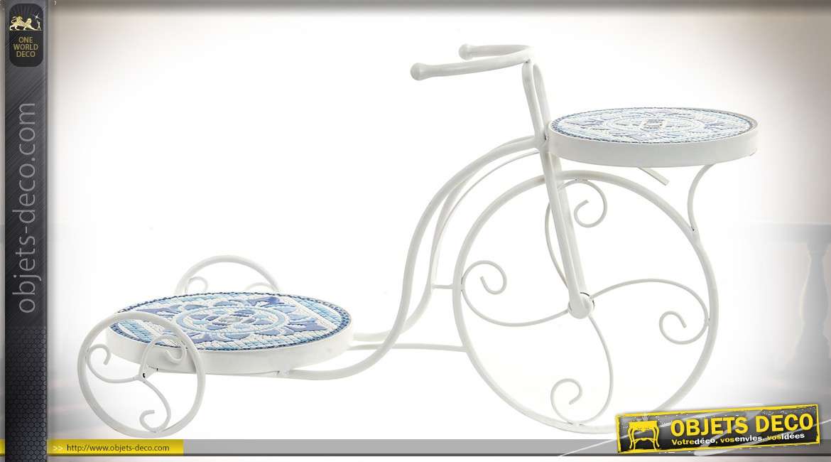 Vélo décoratif porte-plantes métal blanc avec deux plateaux en céramique 58,5 cm