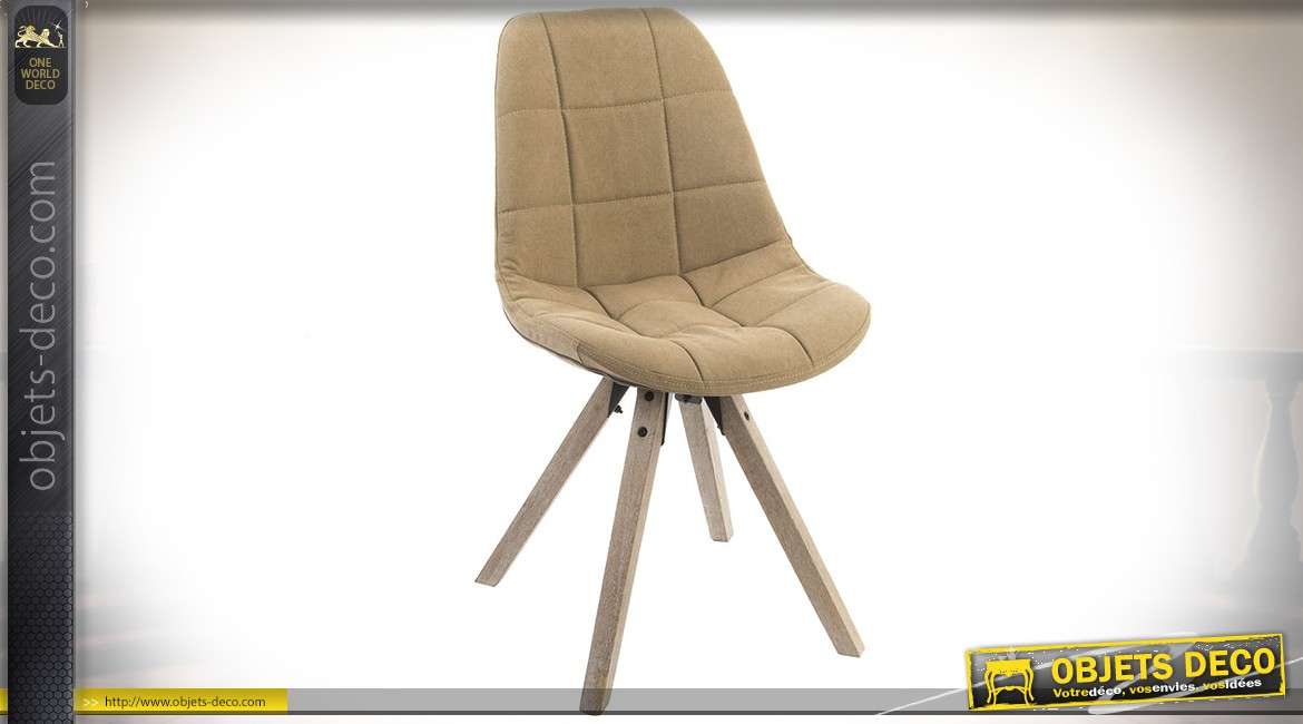 Série de deux chaises vintages piètement en bois vieilli et assis baquet tissu beige 85 cm