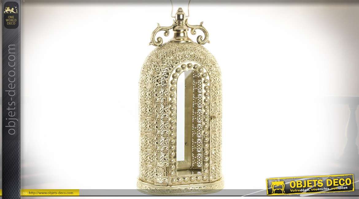 Lanterne de style oriental en métal finement façonné finition vermeille 51.5 cm