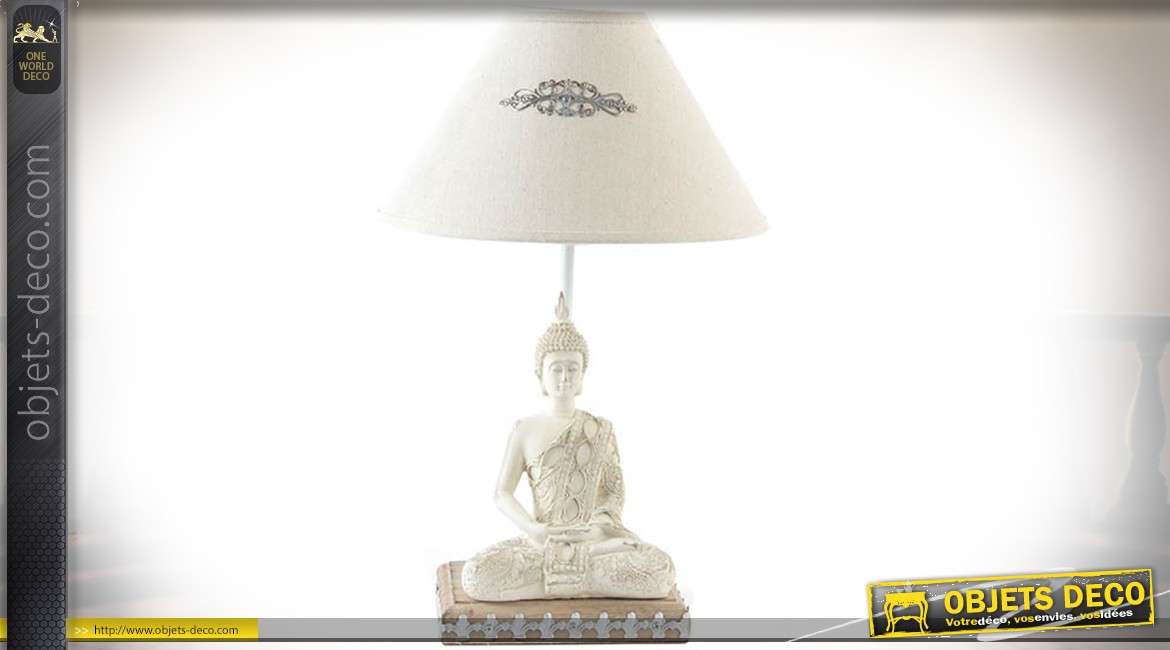 Lampe de salon en bois sculpté avec statuette de bouddha coloris blanc vieilli 40 cm