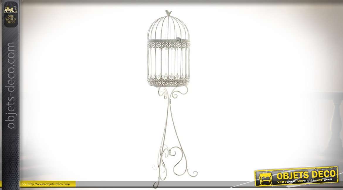 Cage à oiseaux sur pied en métal patine blanc vieilli style fer forgé 103 cm