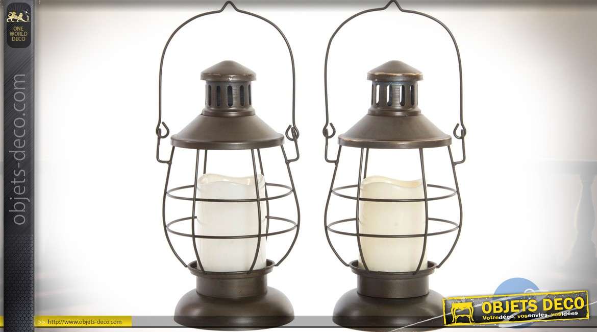Duo de lanternes façon lampes tempêtes avec bougies LED 28 cm