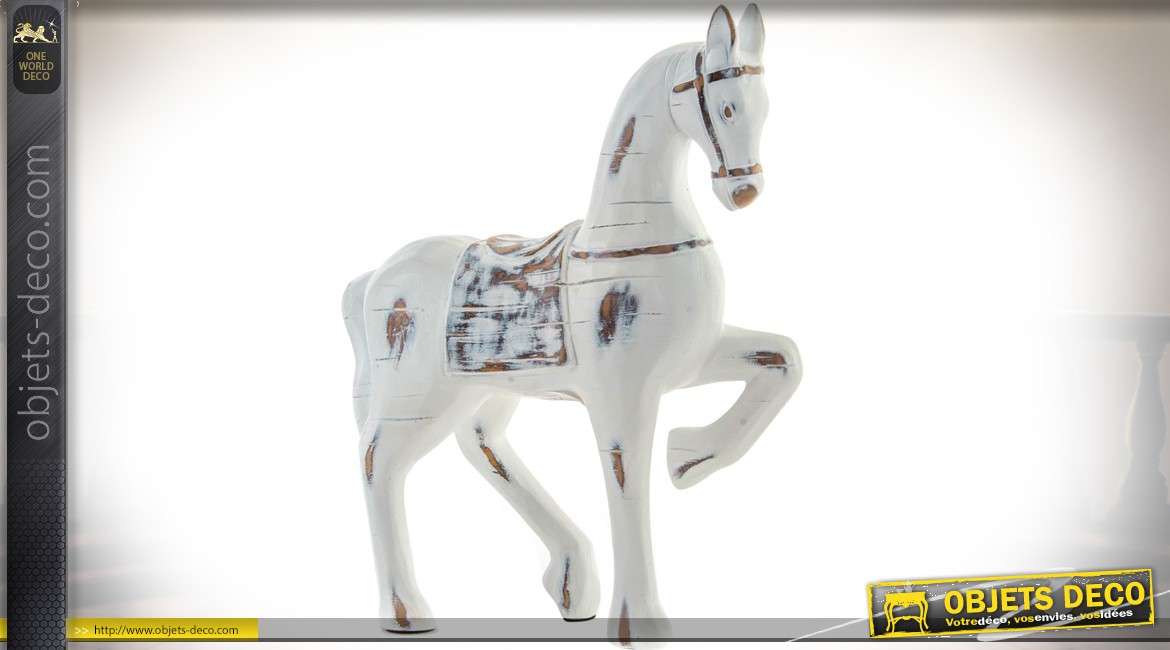 Statuette de cheval en résine imitation bois vieilli et patiné blanc 26 cm