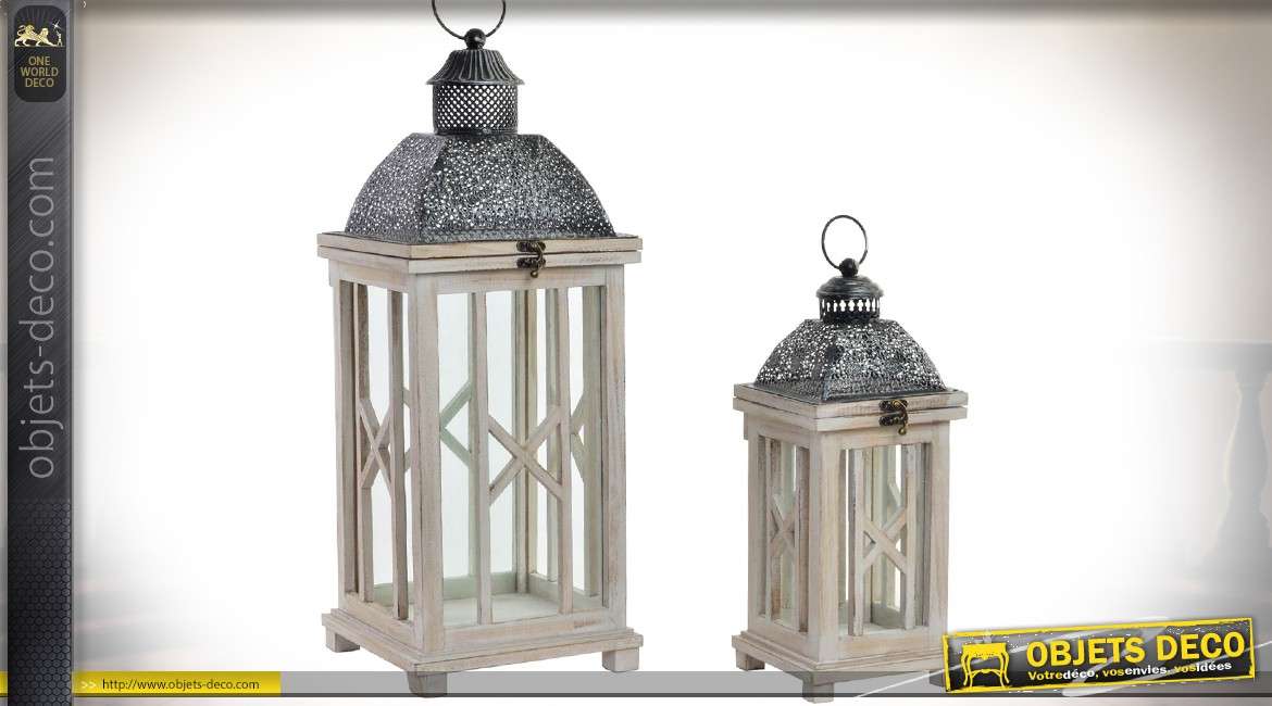 Lot de deux lanternes décoratives en bois et métal aspect rétro 58 cm