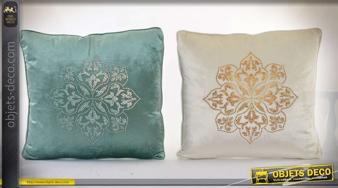 Coussins décoratifs complets style indien coloris vert et crème 45 x 45 cm