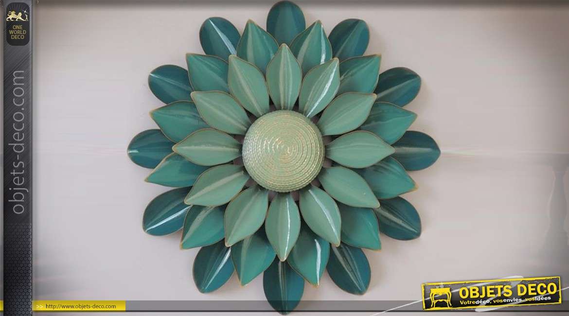Grande fleur en métal et en relief teintes verte menthe Ø 81 cm