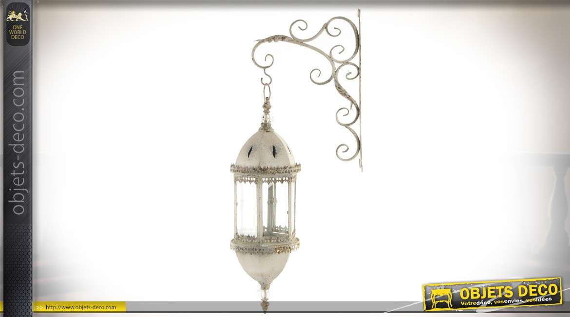 Lanterne hexagonale suspendue avec potence murale patine beige vieillie 88 cm