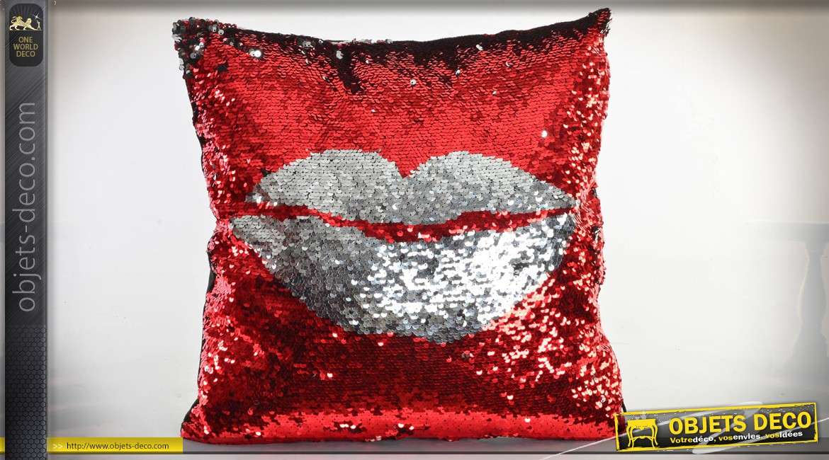 Coussin complet à paillettes réversibles rouge et argent : motif lèvres et baiser
