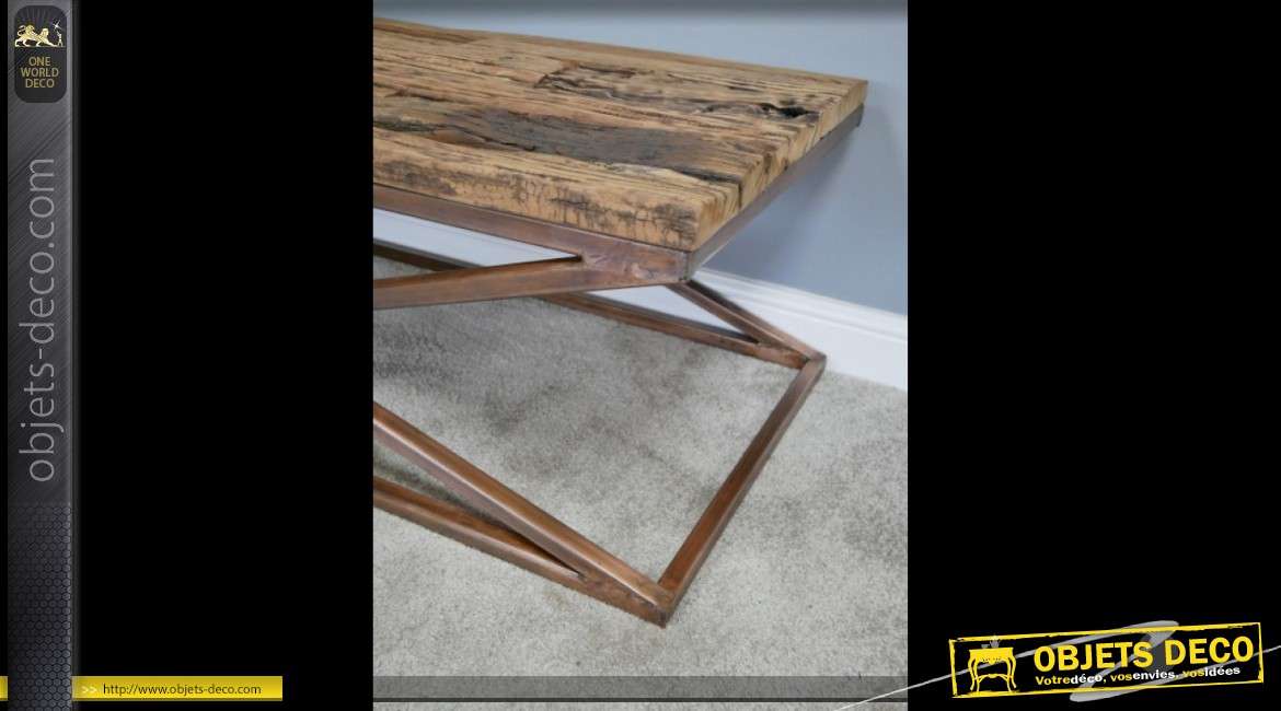 Table basse design indus avec plateau en traverses recyclées 120 cm