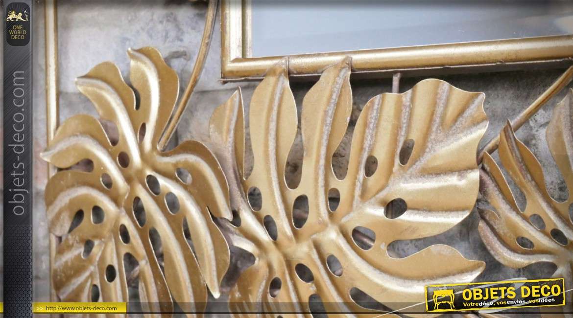 Miroir mural avec encadrement doré à motifs de grandes feuilles en relief 1,3 mètre