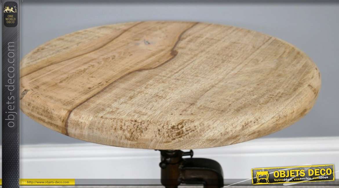 Table d'appoint en bois de manguier et fonte, forme industrielle finitions anciennes