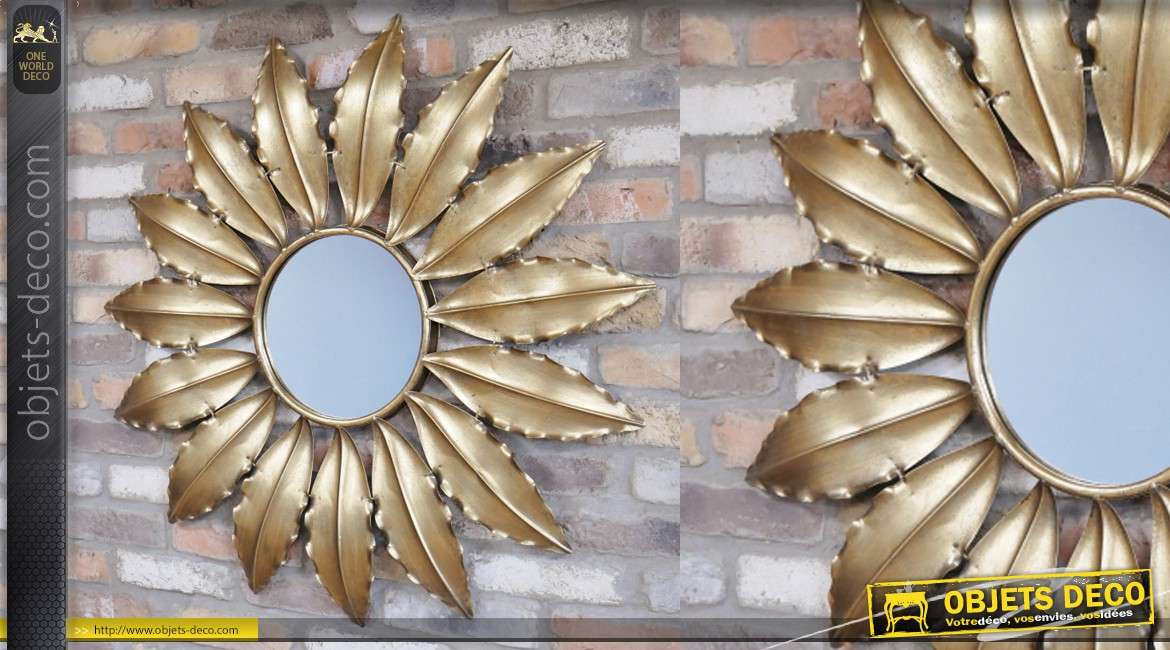 Miroir de déco mural dit soleil, forme ronde avec encadrement en feuilles dorées stylisées 95cm