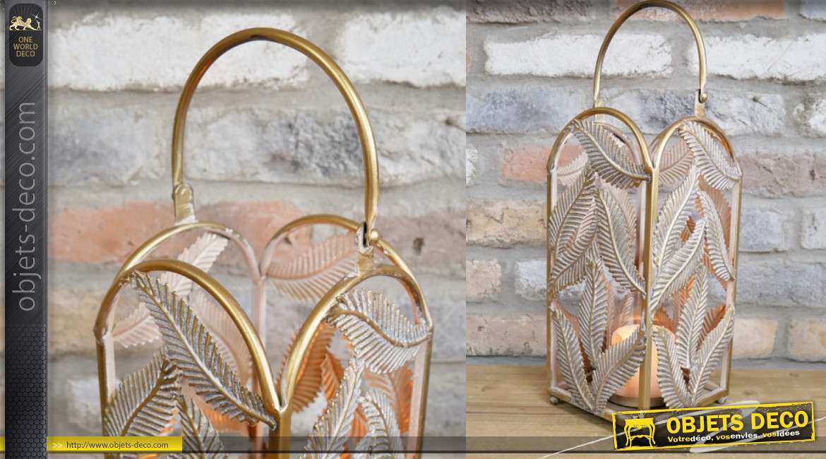 Petite lanterne en métal finition doré, motifs de feuilles pour diffusion suave de la lumière 42cm