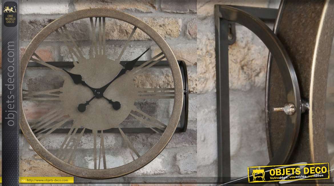 Horloge inclinable en métal, modèle mural finition cuivré mat, chiffres romains, 50cm