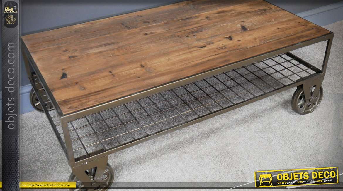 Table basse industrielle métal sur roulettes plateau bois recyclé 100 cm