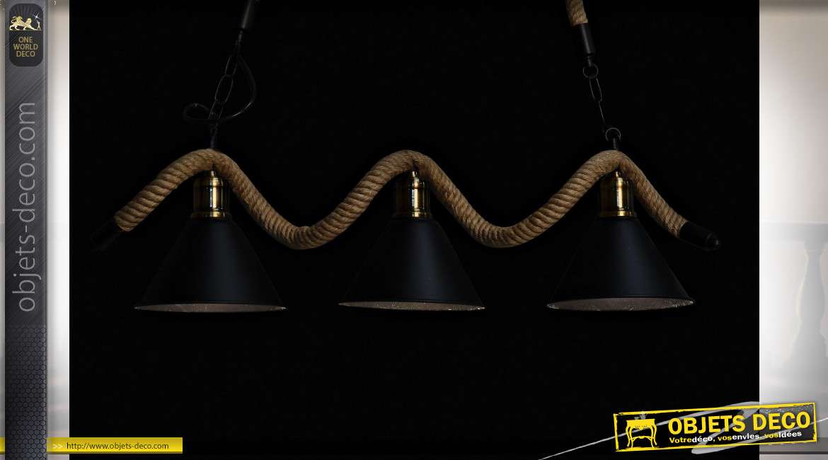 Suspension lumineuse en métal et corde de style industriel, esprit chaine et touches dorées cuivrées, 76cm