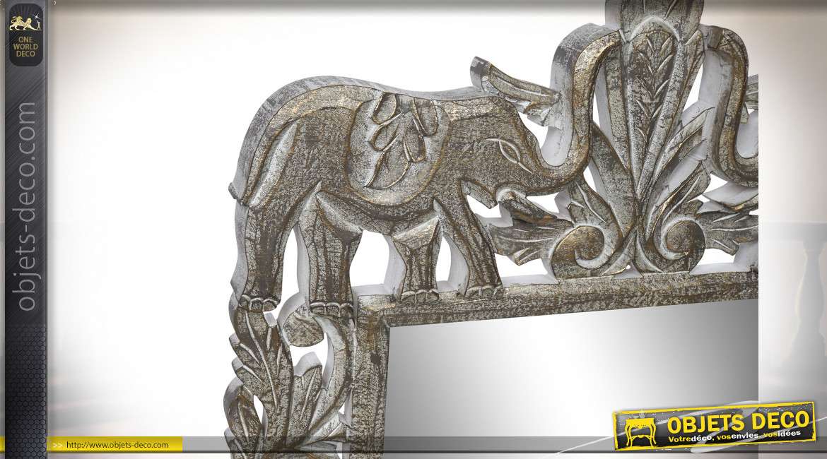 Miroir en bois sculpté avec ornements d'éléphants, sur le fronton, en manguier finition naturelle, 90cm