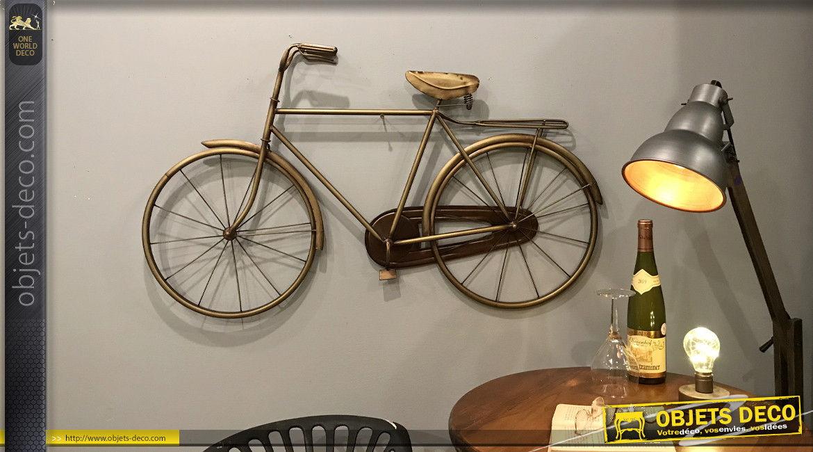 Grand vélo mural en métal finition vieux doré laiton, style vintage chic, 108cm