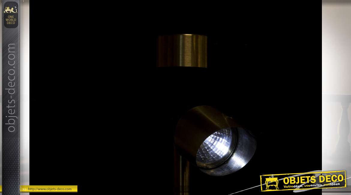LAMPE SOLAIRE LED ACIER 5,5X5,5X32,5 3L. 6H.