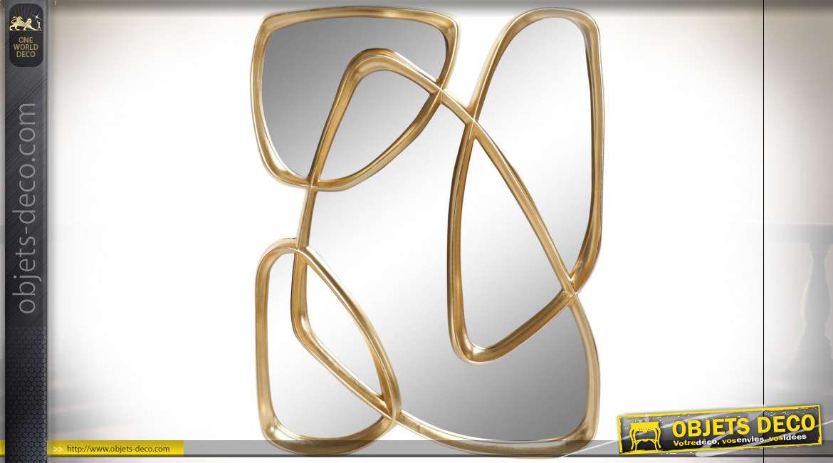 Grand miroir contemporain en résine finition doré effet brossé, formes géométriques et entrelacements, 88cm