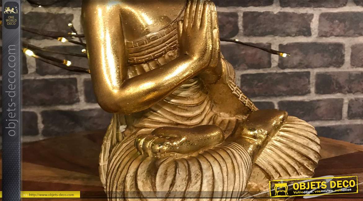 Statuette de Bouddha en résine finition doré brillant et mate, position lotus, 40cm