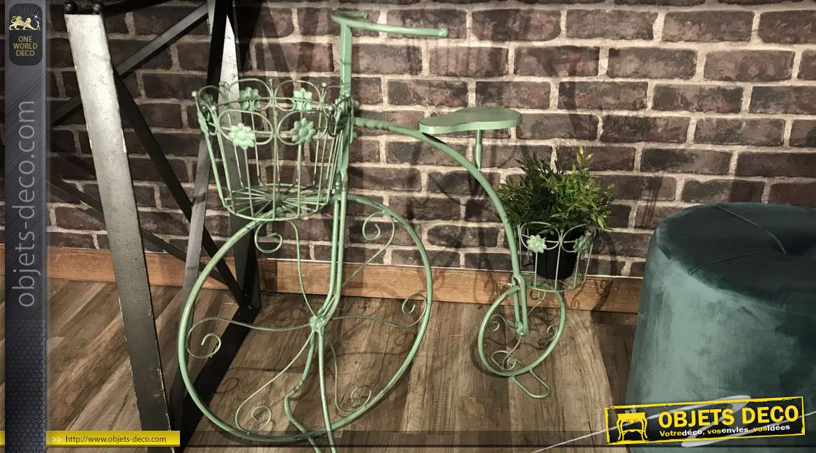 Support pour plantes en forme de vélo à trois roues, finition vert antique 70cm