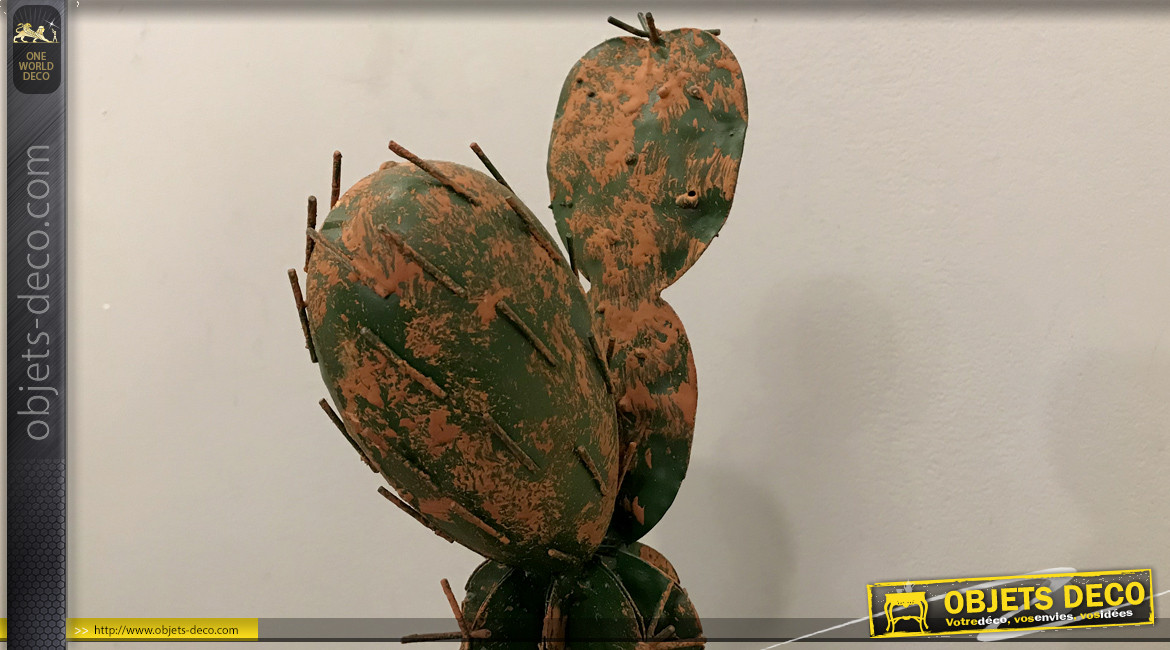 Sculpture en métal en forme de cactus vieilli, ambiance Far West, 70cm