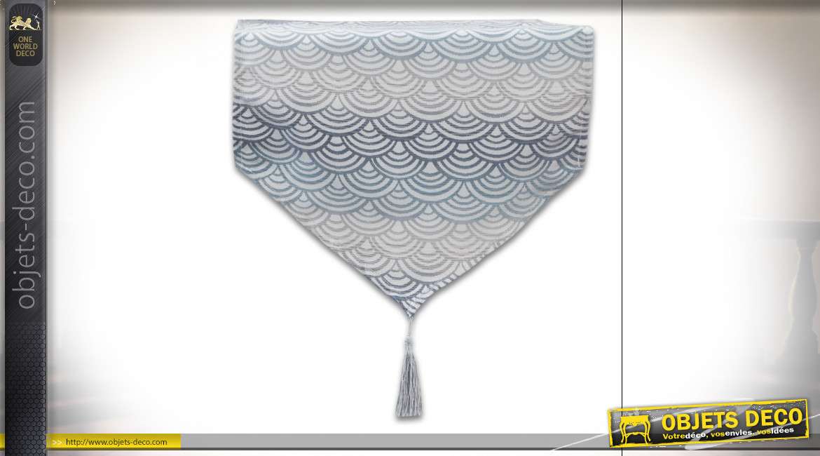 Chemin de table en polyester avec extrémités en pointes, motifs esprit cabaret, 135cm