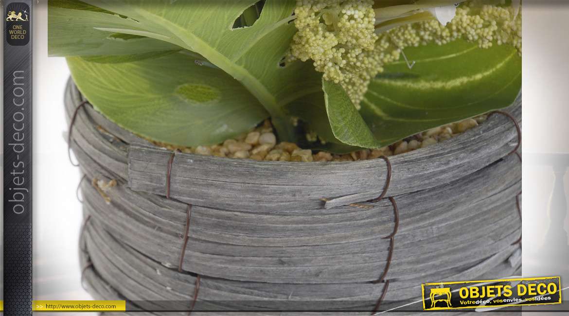 Coupe de plantes artificielles avec panier en rotin, modèle de fleurs jaunes