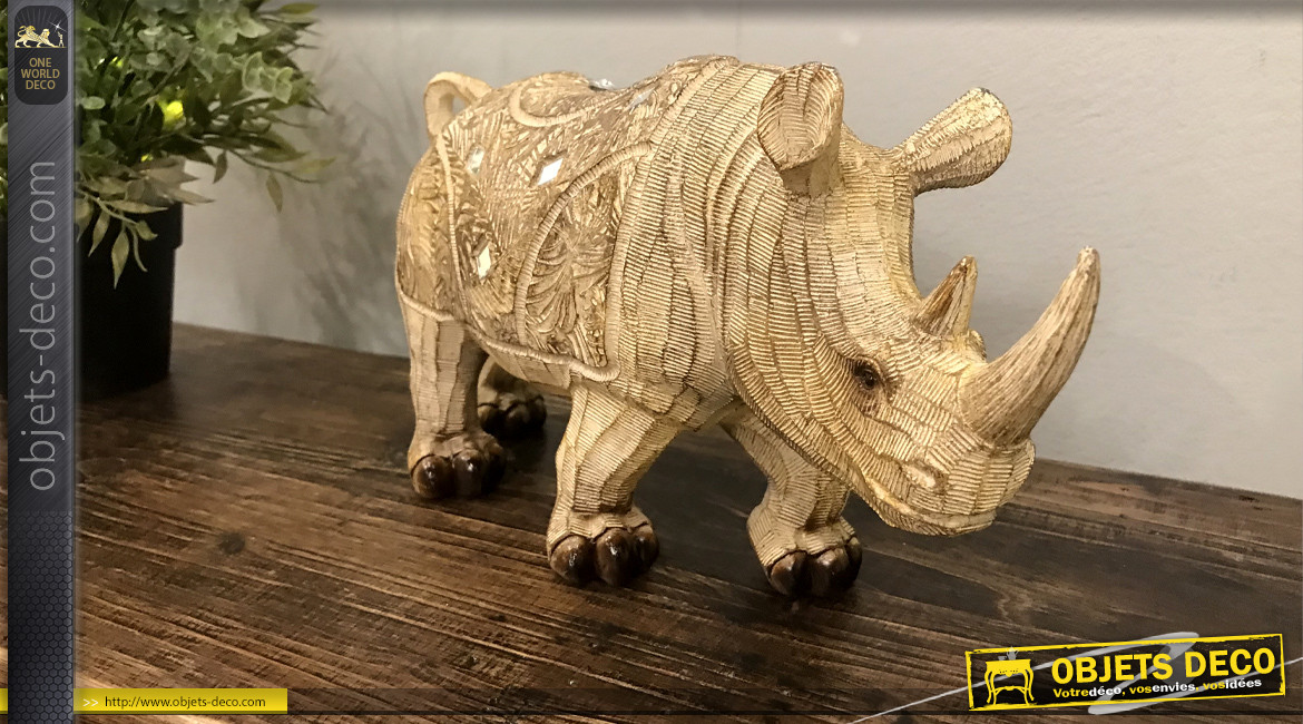 Représentation d'un rhinocéros en résine effet bois sculpté, 30cm