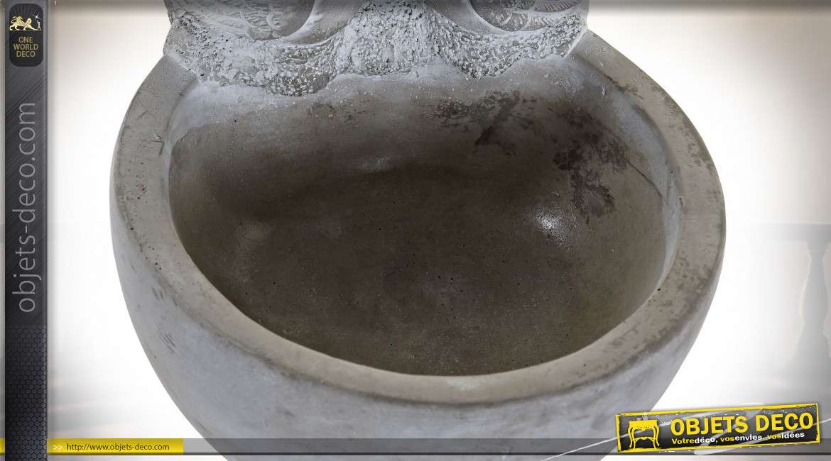 Bain à oiseaux en ciment finition gris blanchi en forme de vasque, 18cm