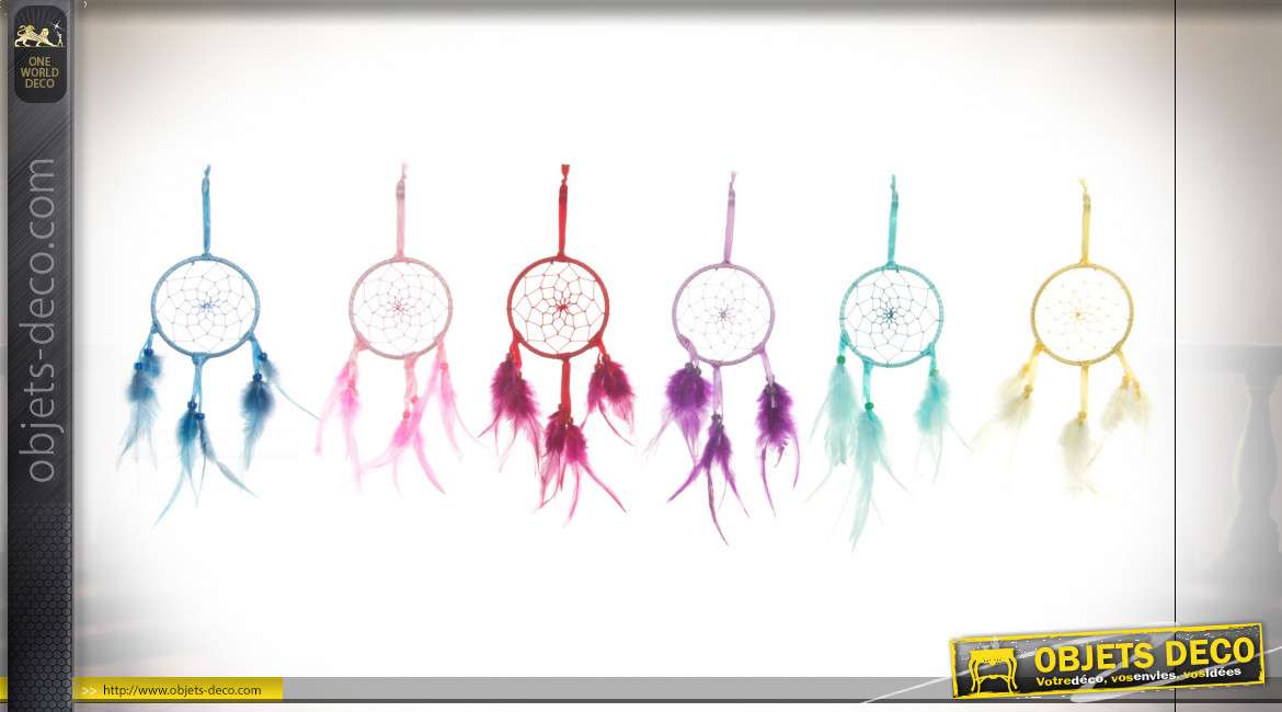 Série de 6 attrape-rêves en tissus colorés et plumes, esprit décoration enfantine très colorée, 34cm