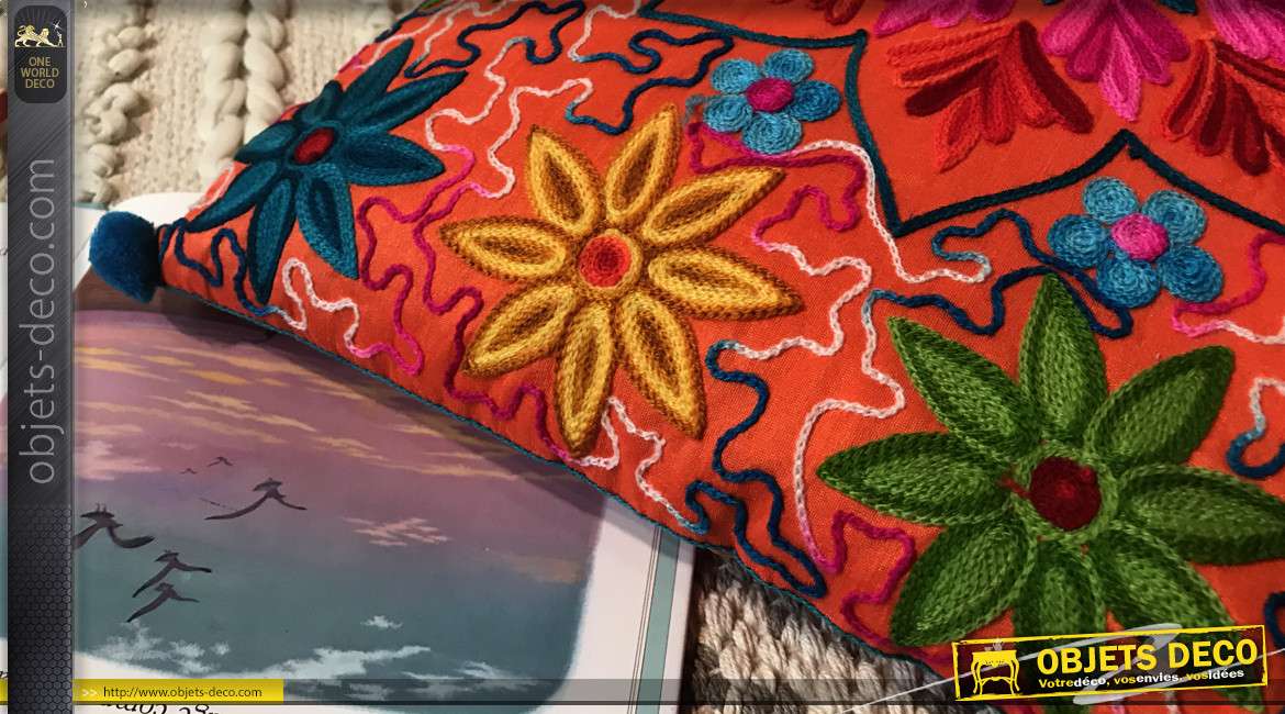 Série de deux coussins en coton épais, motifs brodés de mandala multicolore, 40x40cm
