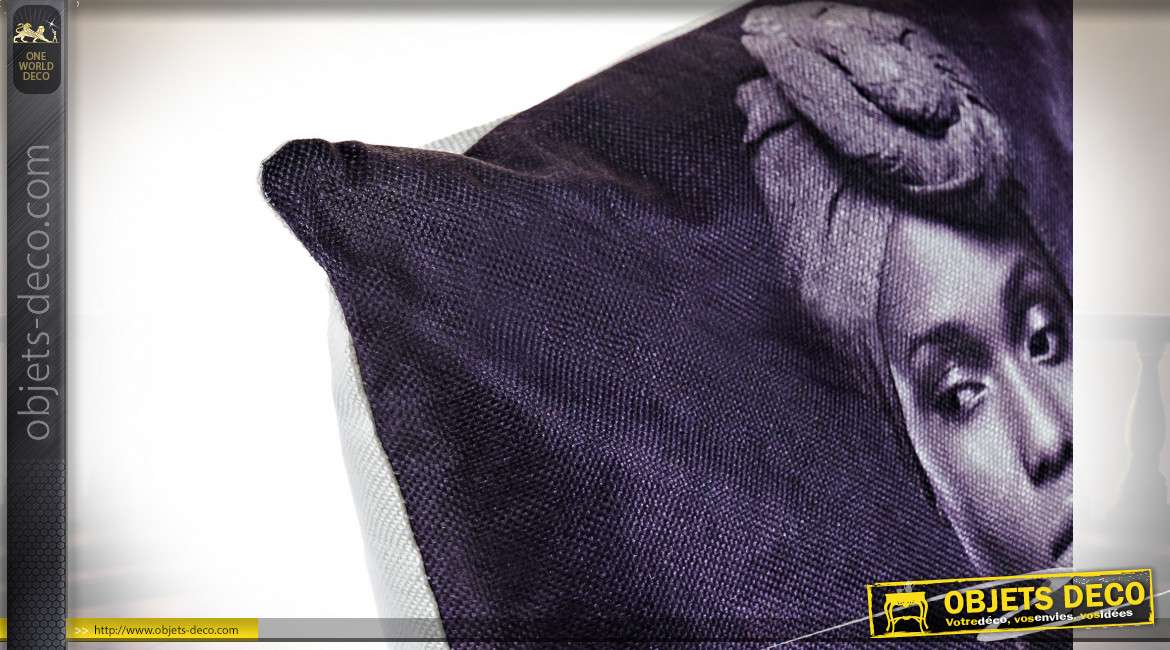 COUSSIN POLYESTER 45X45 476 GR. 2 MOD.