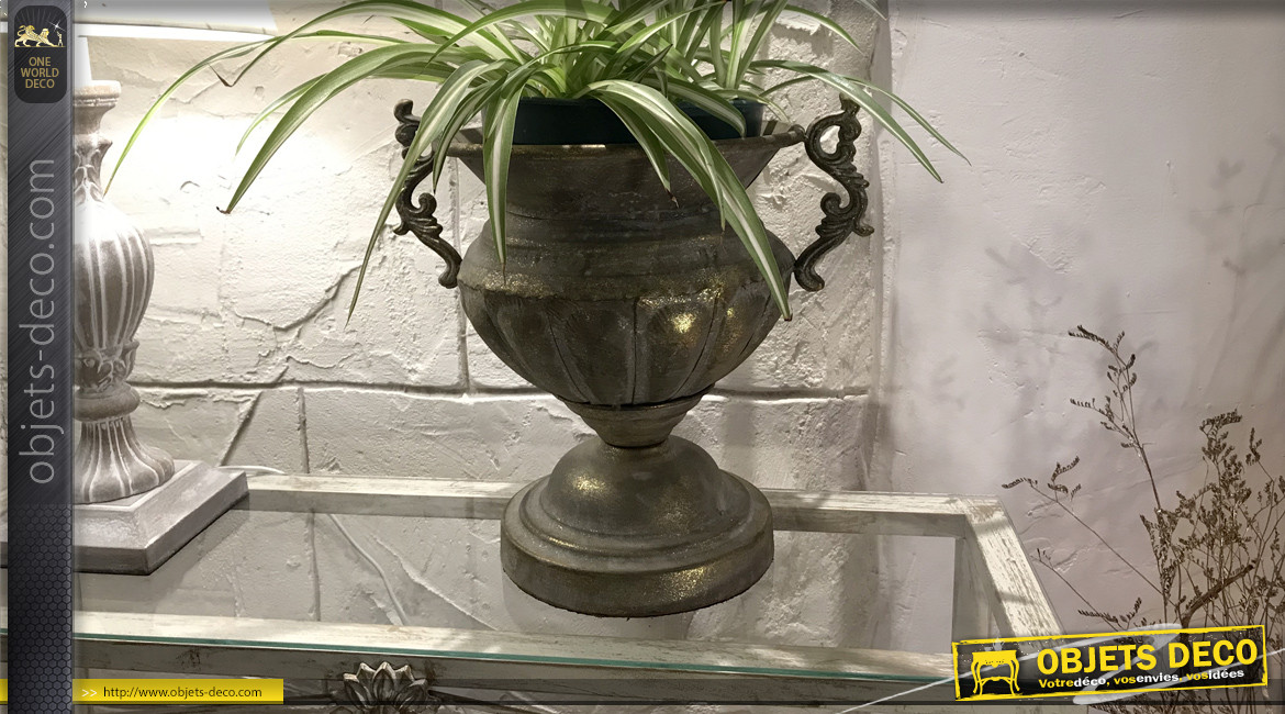 Vase en métal inspiration Médicis, finition doré ancien, grandes anses, 32cm