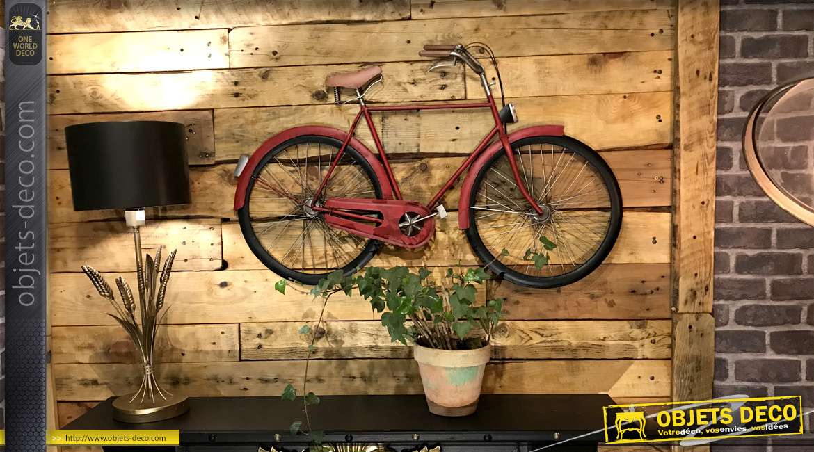 Ancienne bicyclette en métal murale, style vintage finition rouge cerise de 102cm de long