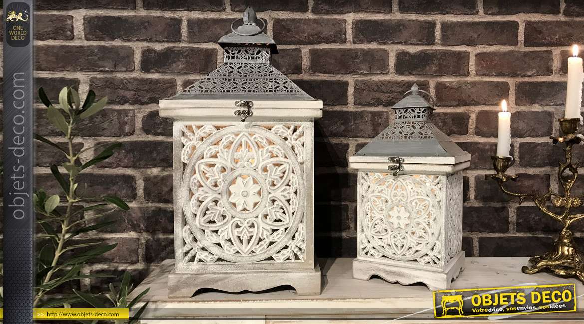 Duo de lanternes blanches en bois sculpté motifs mandalas 52 cm