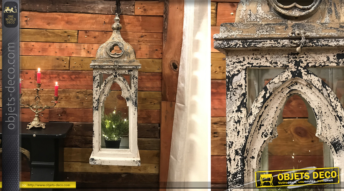Lanterne de style gothique et provençal en sapin vieilli 90 cm