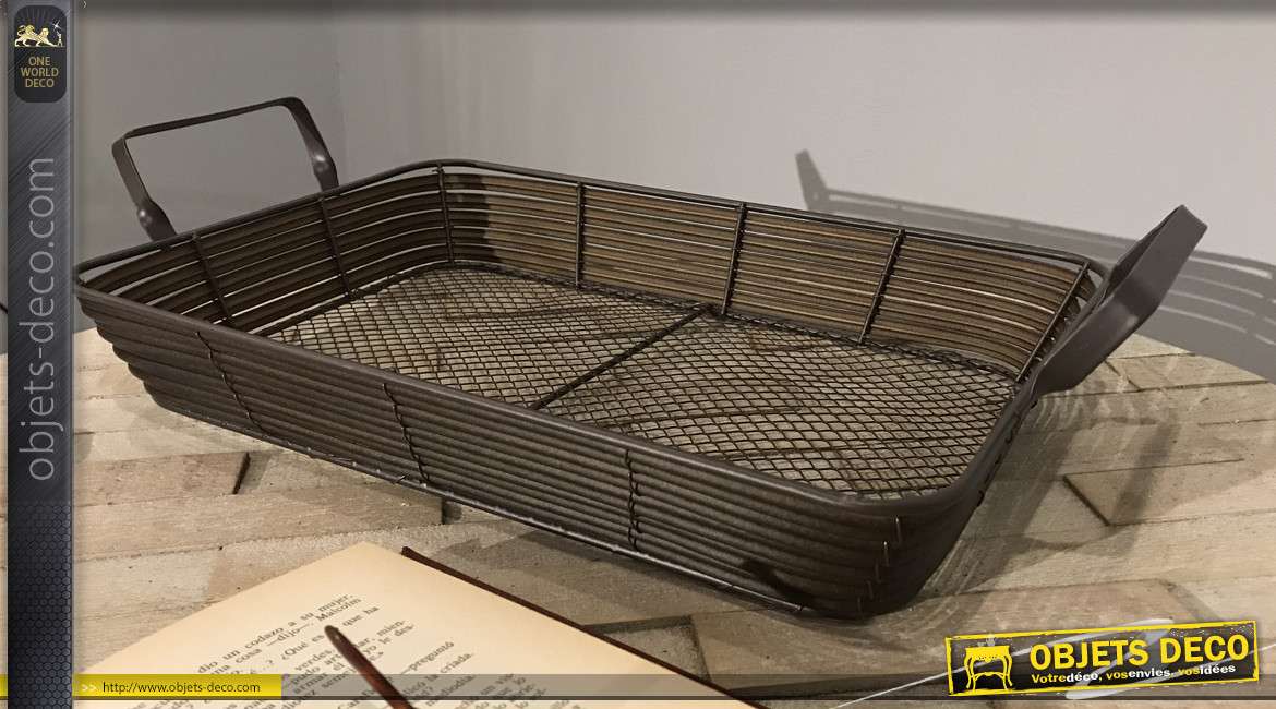 Panier en métal finition noir mat, anses de transport et fond en grillage type cage à poule, 33cm