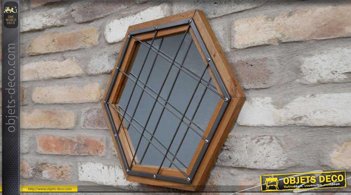 Miroir de style industriel en bois et métal, effet grillagé et forme hexagonale, rivets apparents, 43cm