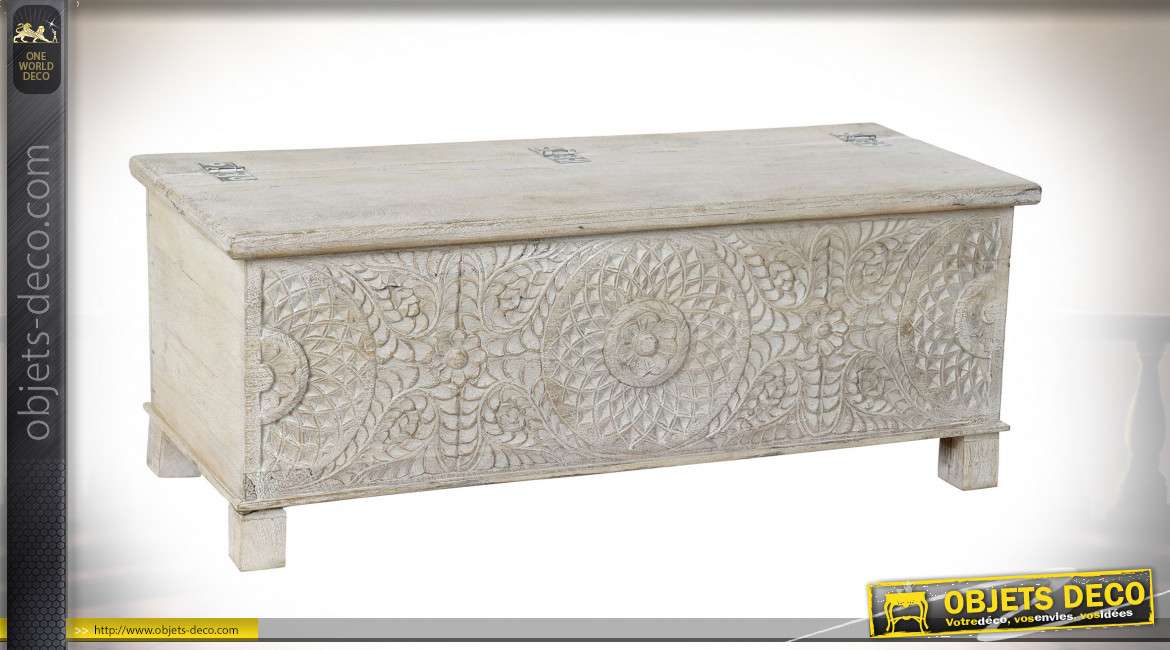 Coffre banc en bois de manguier sculpté, finition blanchie, 122 cm