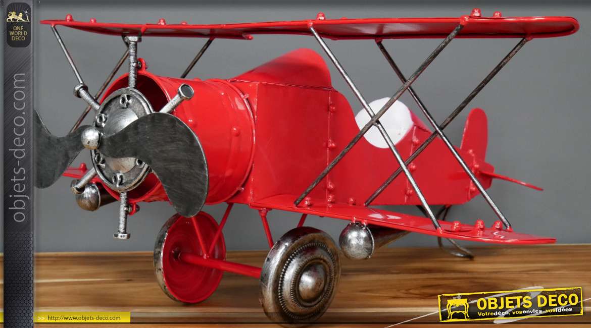 Reproduction d'un ancien avion type biplan en métal, finition rouge vif et vieil argent, 80cm