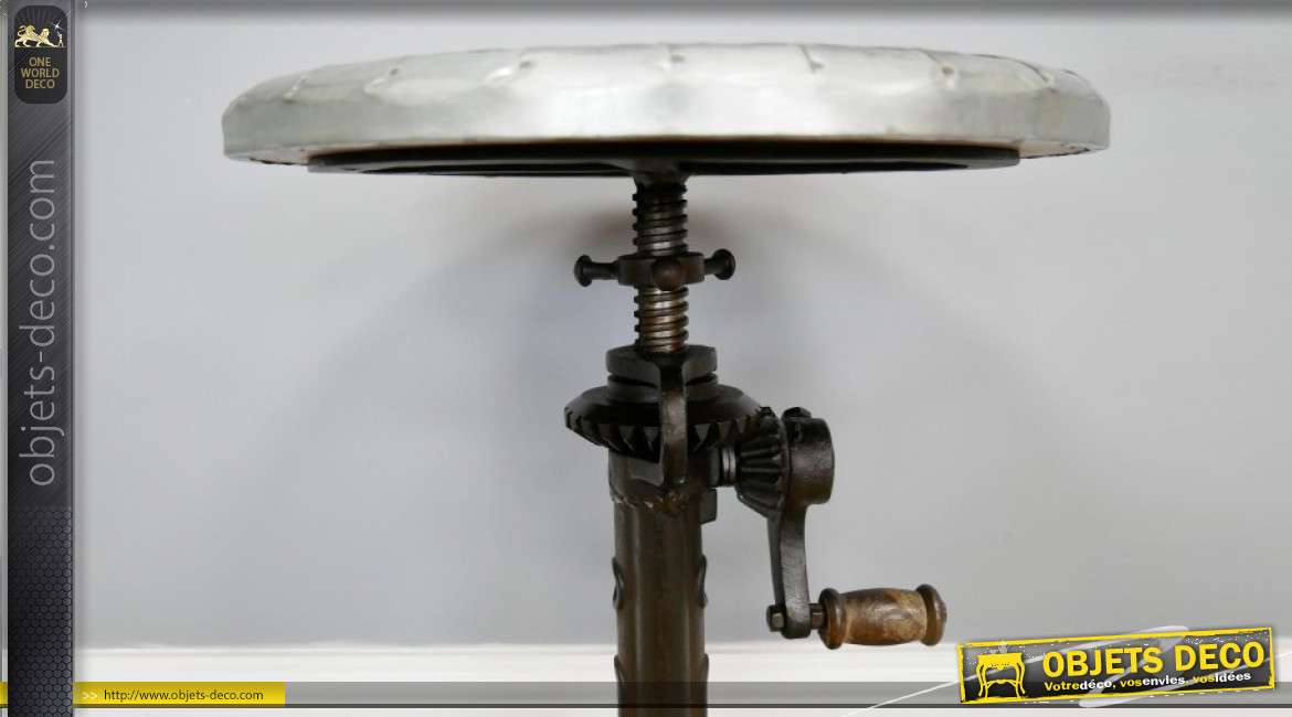 Table d'appoint ajustable en hauteur de style industriel, en fonte effet vieilli et métal, manivelle en bois, Ø35cm