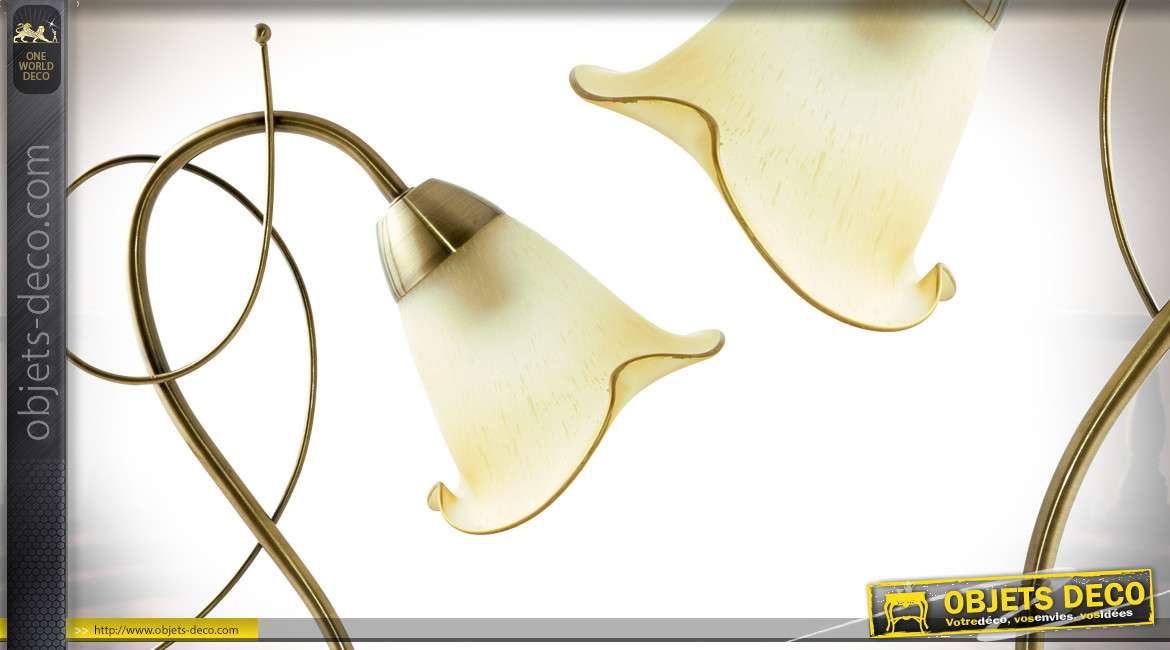 Lampe vintage métal doré avec réflecteur tulipe verre opalescent crème clair 37 cm