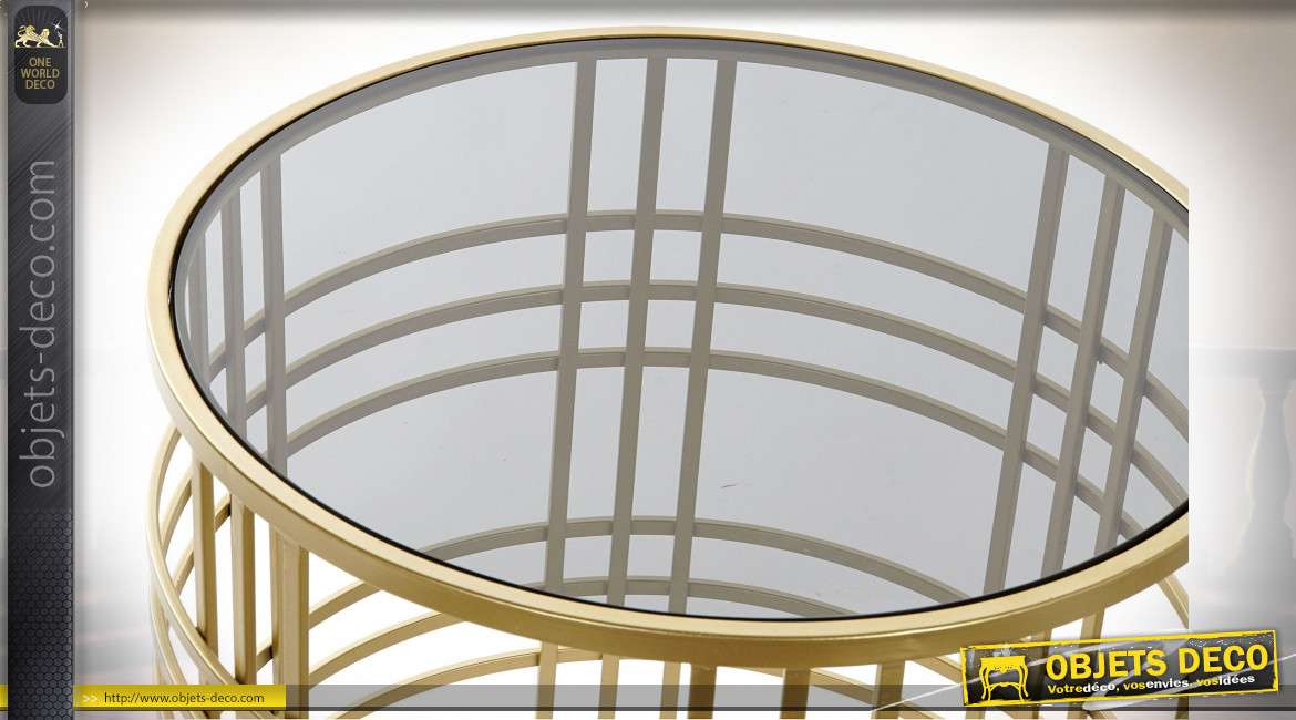 Série de deux tables basses finition dorée plateau en verre fumé style moderne, 51cm