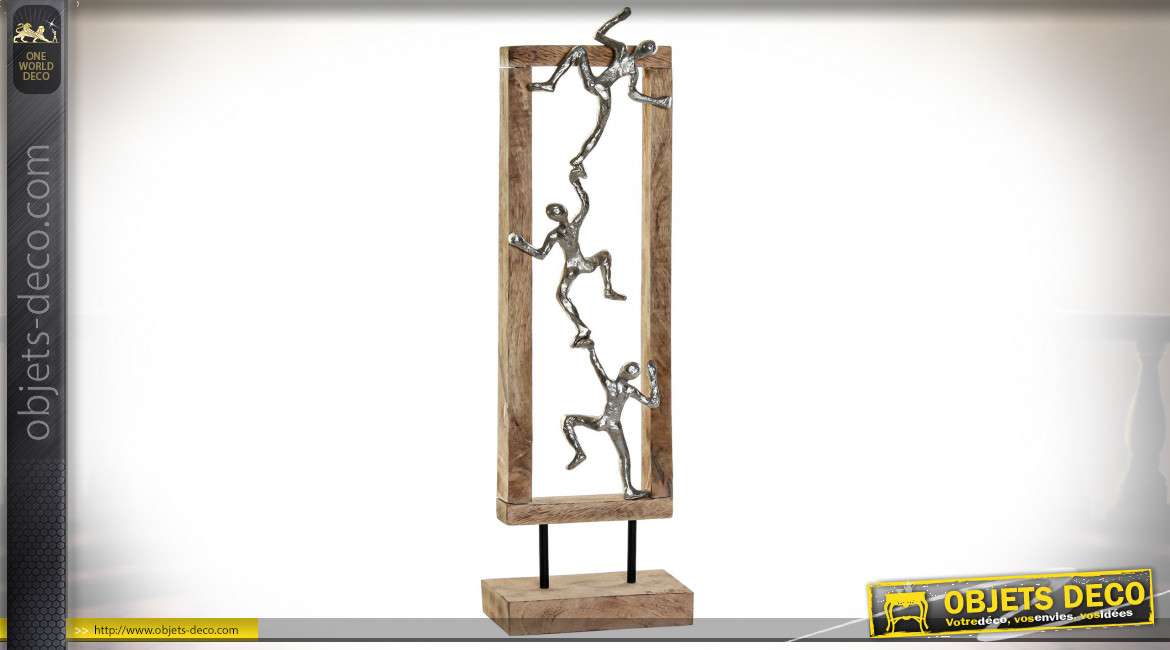 Statuette de grimpeurs en bois de manguier finition argentée et naturelle, 55cm