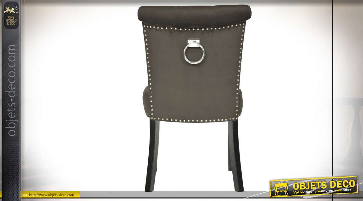 Chaise en velours avec clous de tapissier et anneau au dos esprit rétro, 89cm