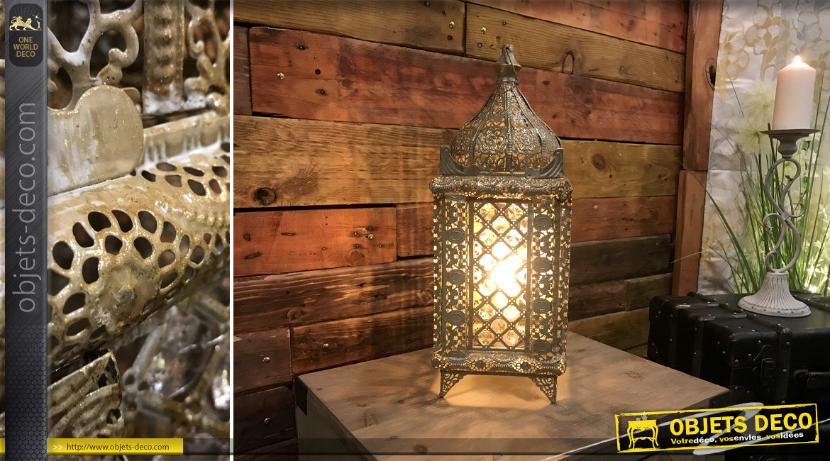 Lanterne électrifiée de style oriental avec pendeloques, finition dorée vieillie, 50cm